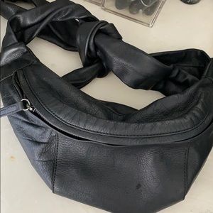 Zara fanny pack